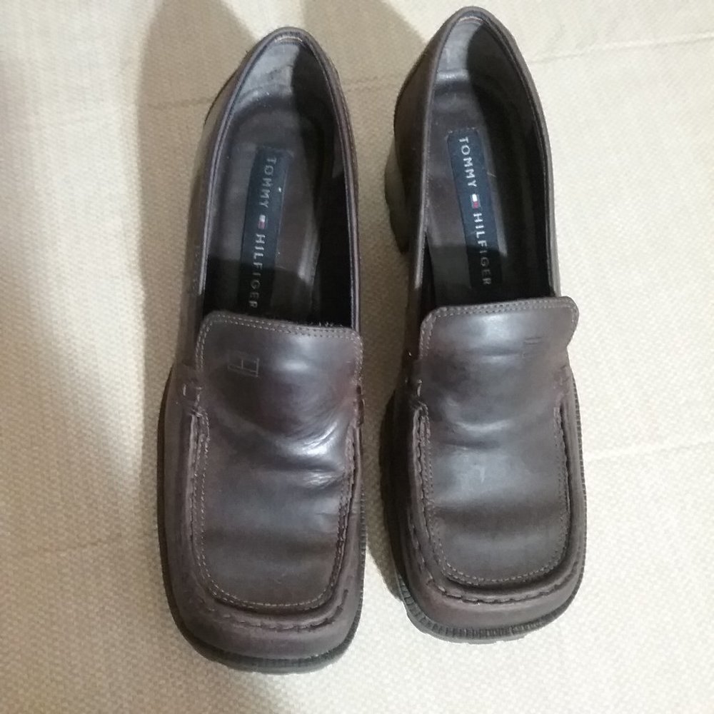 Tommy Hilfiger platform loafe  shoe SZ 8
